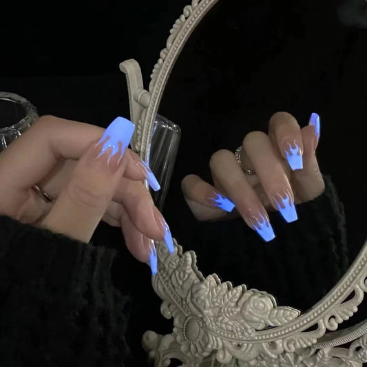 100% Handmade Glow-in-the-Dark Geometric Starry Sky Press On Nails, New Ins Style Fluorescent Luminous Fake Nails for Winter